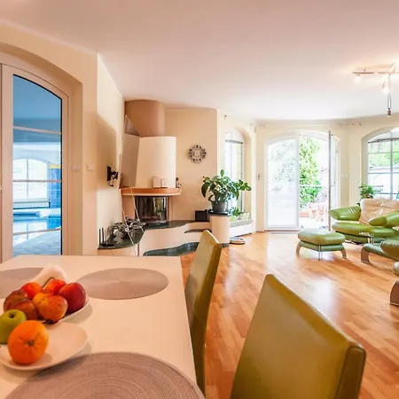 Royal Prague Villa Cestlice